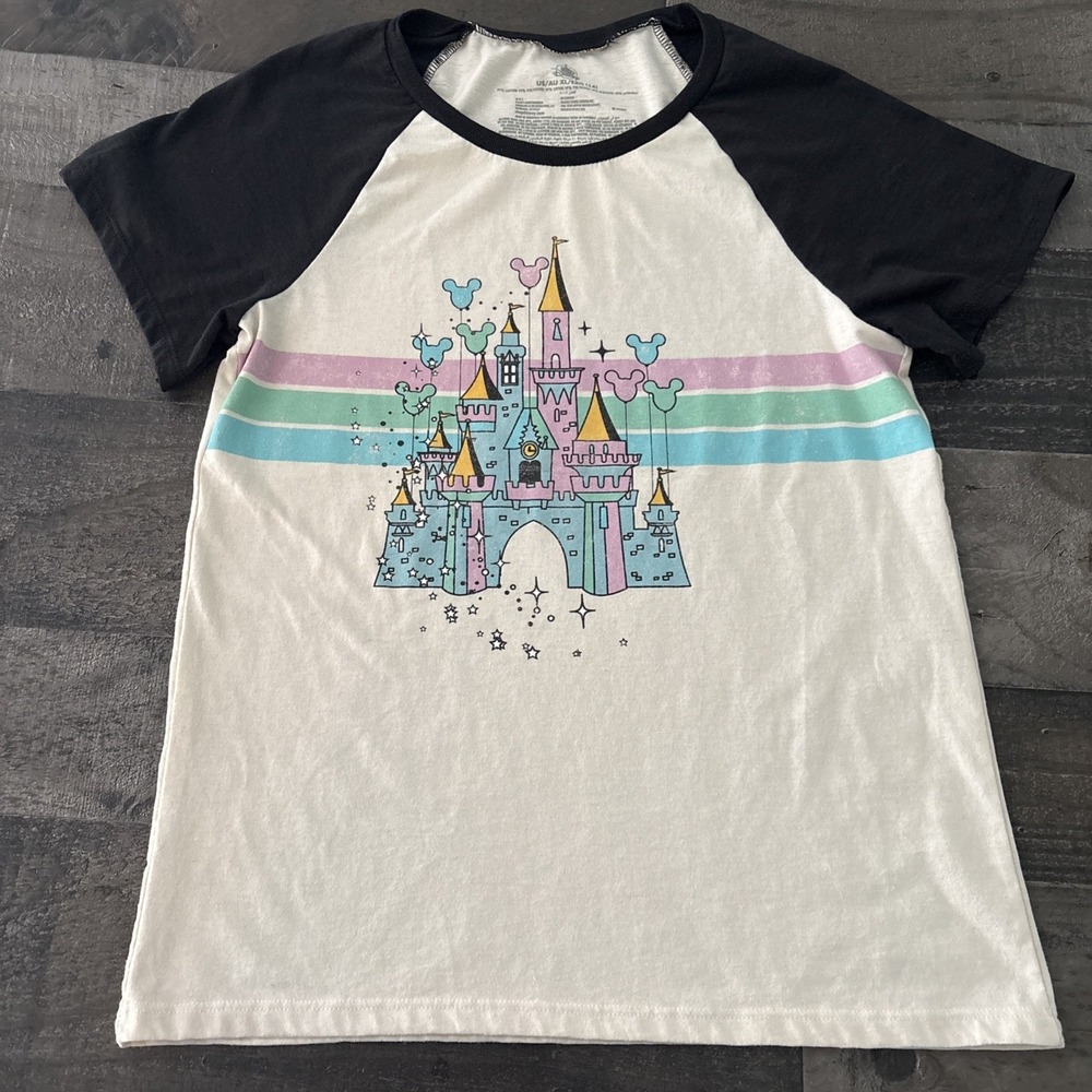 Disney Fantasyland Girls XL 14 Raglan Sleeve T-shirt Cinderella's Castle Graphic